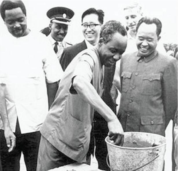 President Julius Nyerere with Chinese economic advisers laying the cornerstone - photo 13