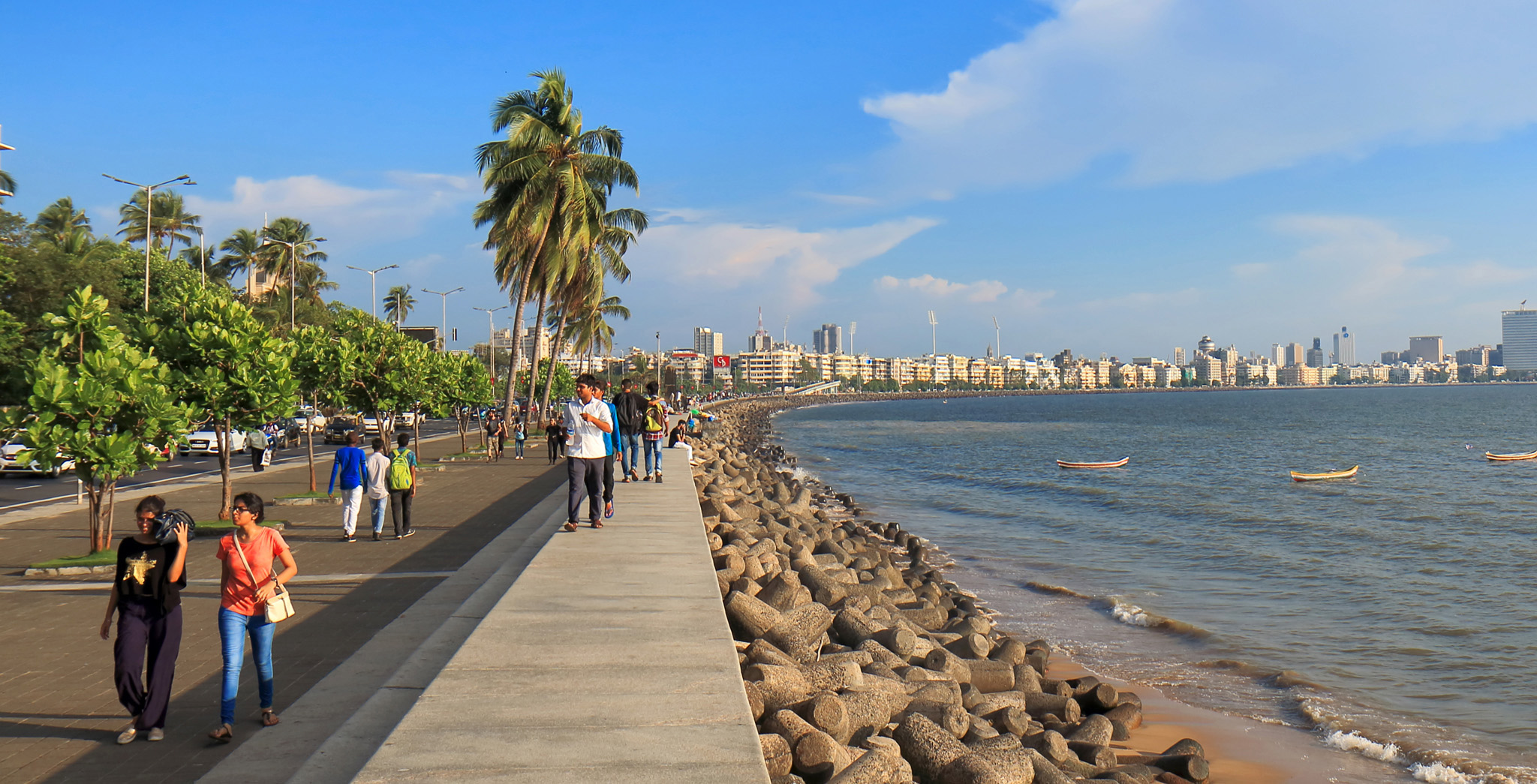 Marine Drive offers wondrous views of the sea and the Mumbai coastline - photo 5