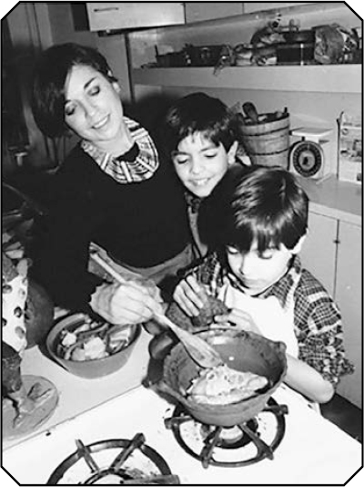 Zarela cooking with Aarn and Rodrigo in their first New York apartment on the - photo 5