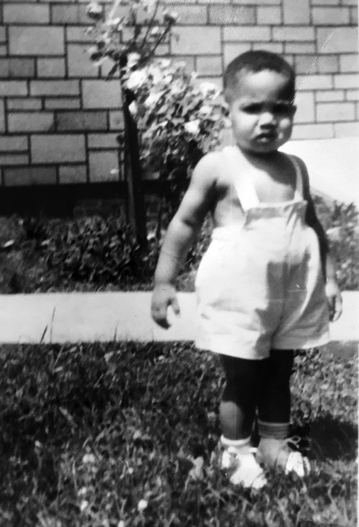 Lookin serious and not missing any meals Springfield late 1950s Big sis - photo 3