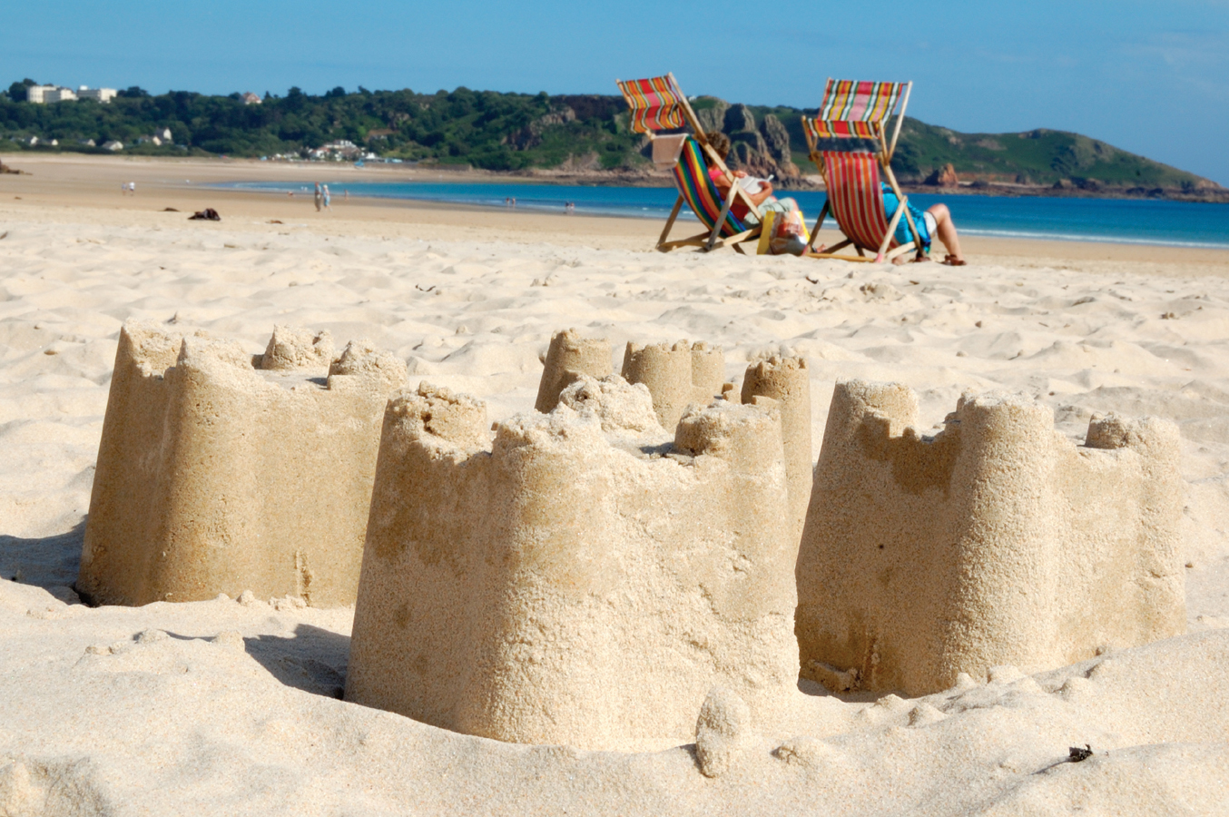 Catching some rays on St Brelades beach APAAnna Mockford and Nick Bonetti - photo 5