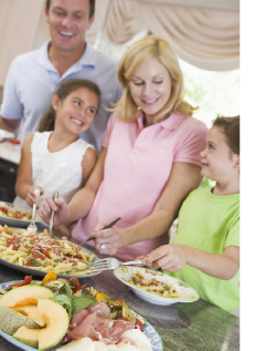 Dinnertime is an important way for families to connect and discuss the days - photo 5