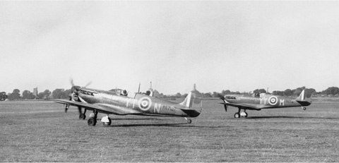 20 Spitfires of 65 Squadron taking off from a grass strip at Hornchurch August - photo 22