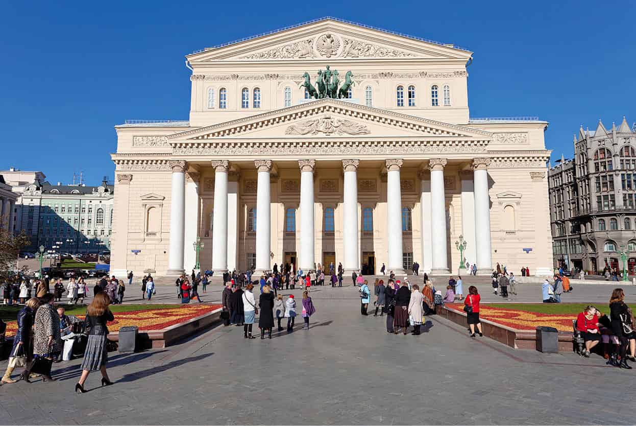 Top Attraction 2 iStock Bolshoy Theatre This grand theatre is the home of - photo 5