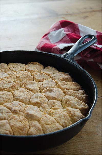 Traditional Southern cornbread cooked in a well-seasoned Tennessee-made Lodge - photo 4