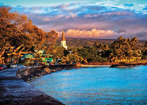 The sun sets along Alii Drive in the beach town of Kailua-Kona Kohala North - photo 14