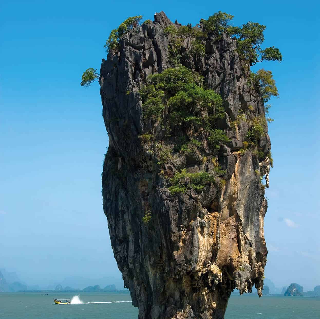 Top Attraction 4 Nikt WongApa publications Island-hopping Choose a tropical - photo 7