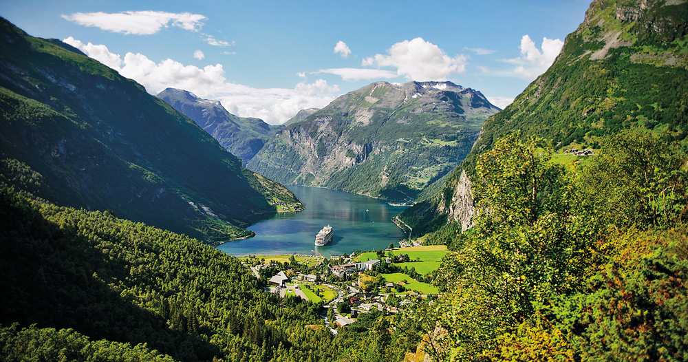 Geirangerfjorden STIAN REKDAL-STIANREKDALCOMGETTY IMAGES Lofoten - photo 7