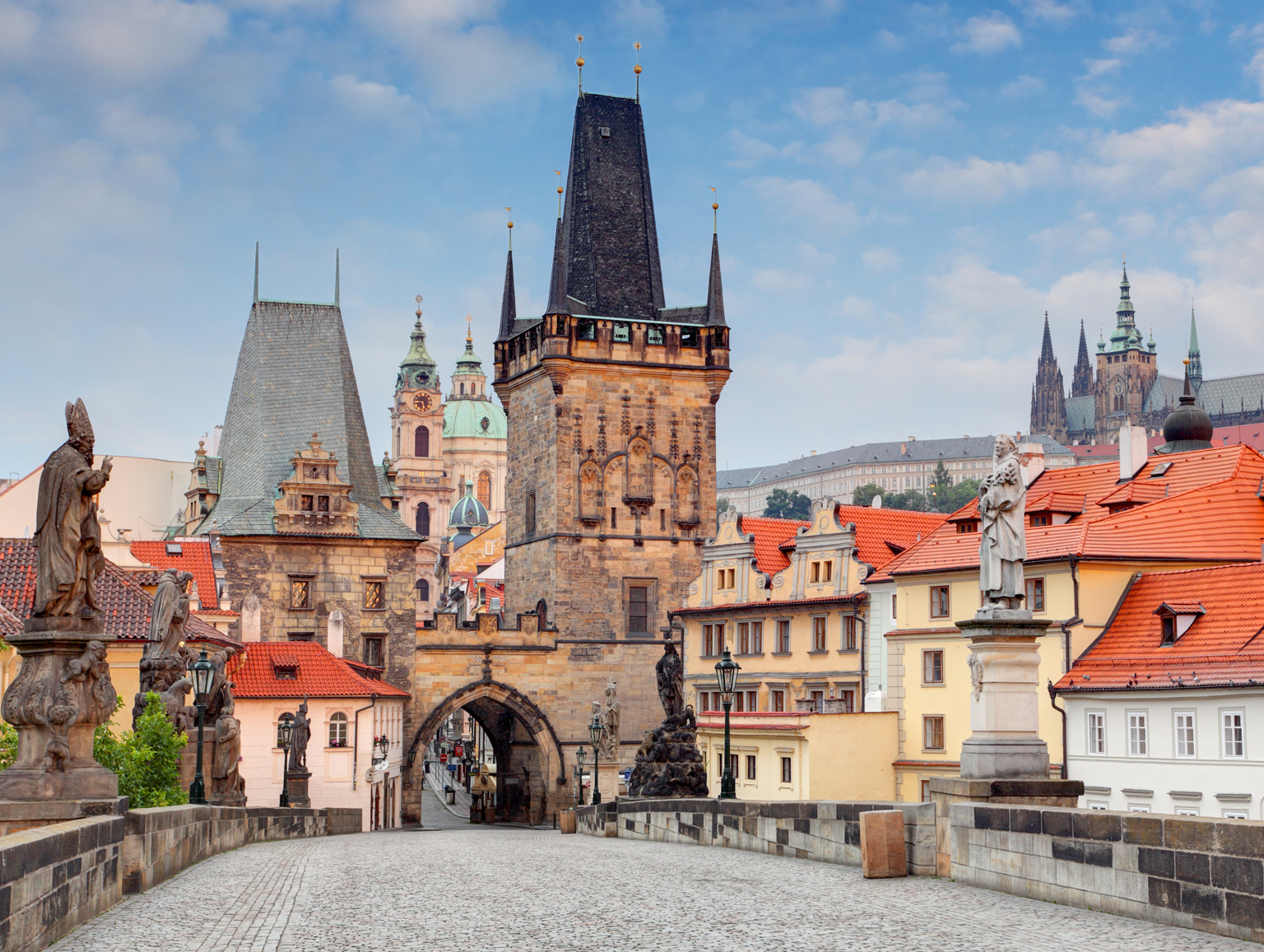 Charles Bridge links the Old Town and Mal Strana quarters of Prague - photo 4