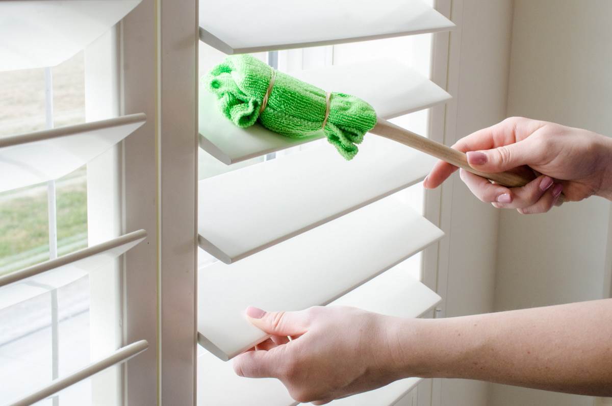 Blinds are often ignored and hardly cleaned The right way to clean them is by - photo 5