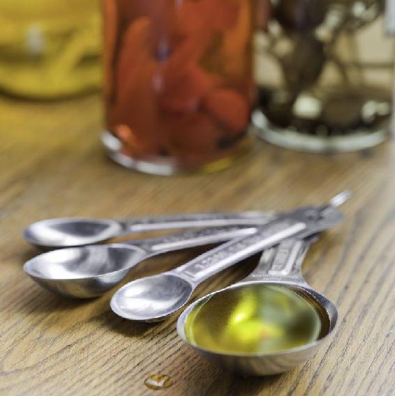 Be fastidious about fats Even healthy oils like olive oil contain 120 calories - photo 12