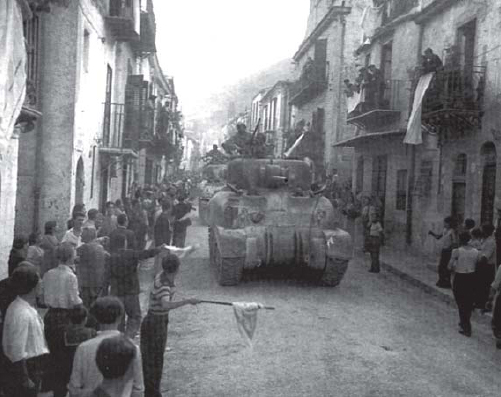 A Sherman tank of the US 2nd Armored Division entering Palermo on 22 July 1943 - photo 9