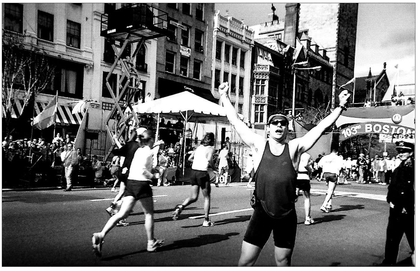 Miracle on Boylston Street The author ran the soft-running gauntlet To - photo 3