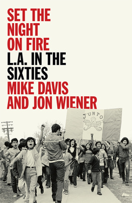 Mike Davis Set the Night on Fire