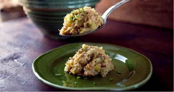 Tuna Potato Mash Mash with tuna flakes boiled potatoes and cream Serves 2 - photo 10