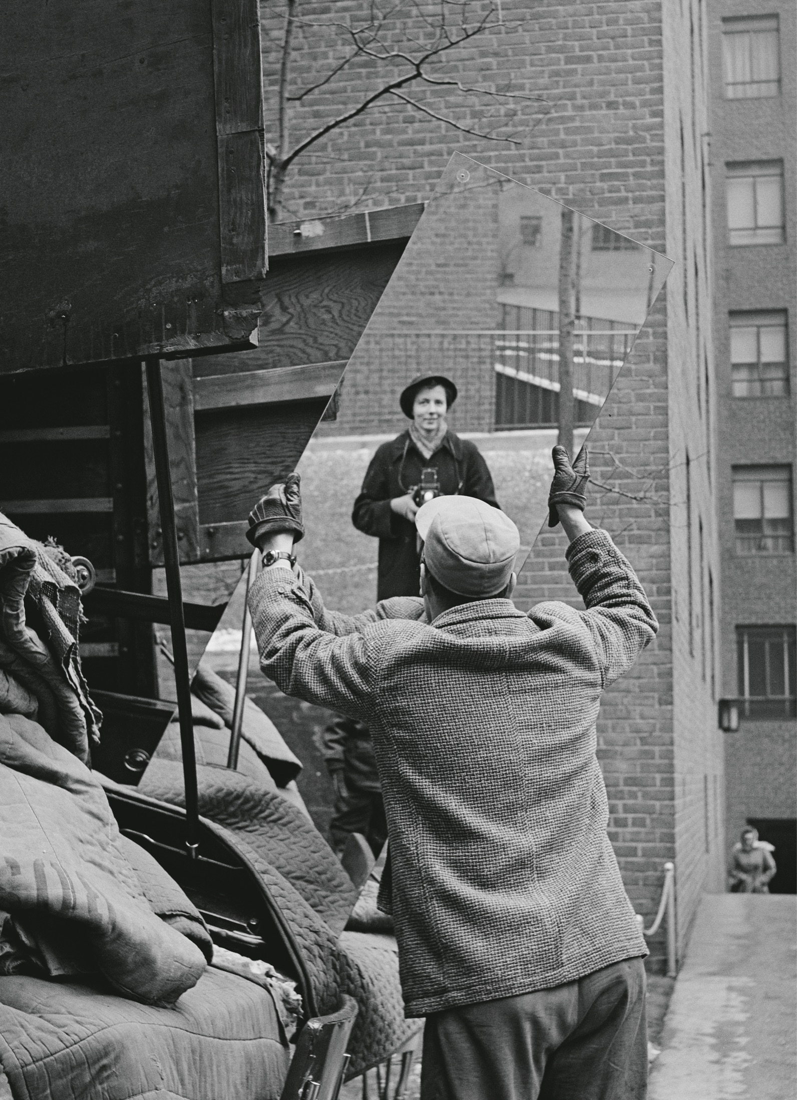 Vivian Maier Self-Portrait 1955 1 DONT BE EMBARRASSED I get it Making - photo 7