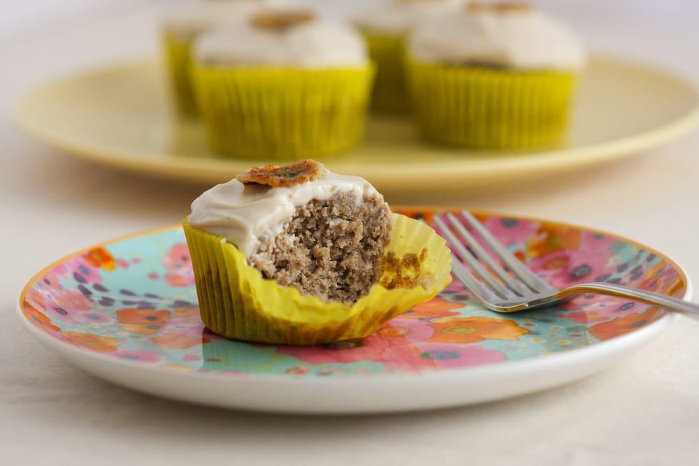 Banana and Ginger Cupcakes Banana and gingerbread spice come together to - photo 8