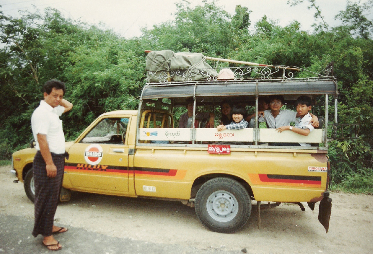 On the way to Mogok near the Shan State by pick-up truck with various family - photo 6