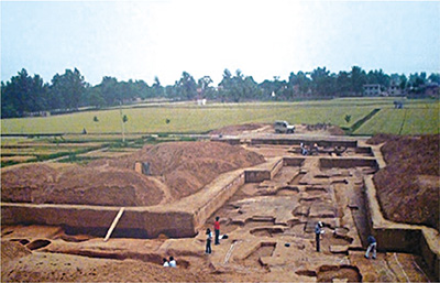 In Erlitou Yanshi Henan Province two sites of palatial complex were found - photo 8