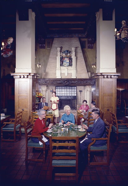 Palliser Hotel dining room Calgary ca 1940s Photographer Nicholas Morant - photo 19