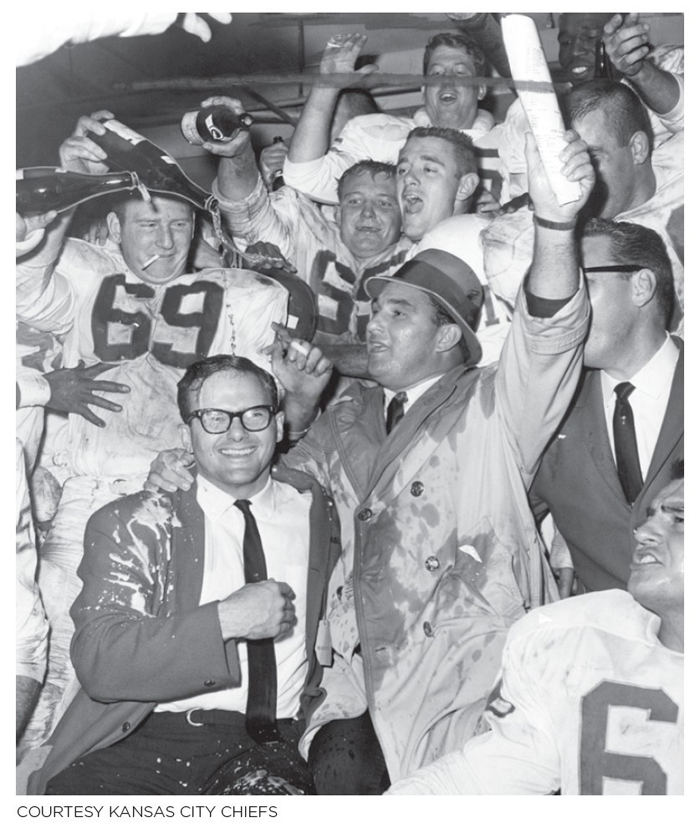 After the Texans won the 1962 AFL Championship Game Lamar celebrated in the - photo 13