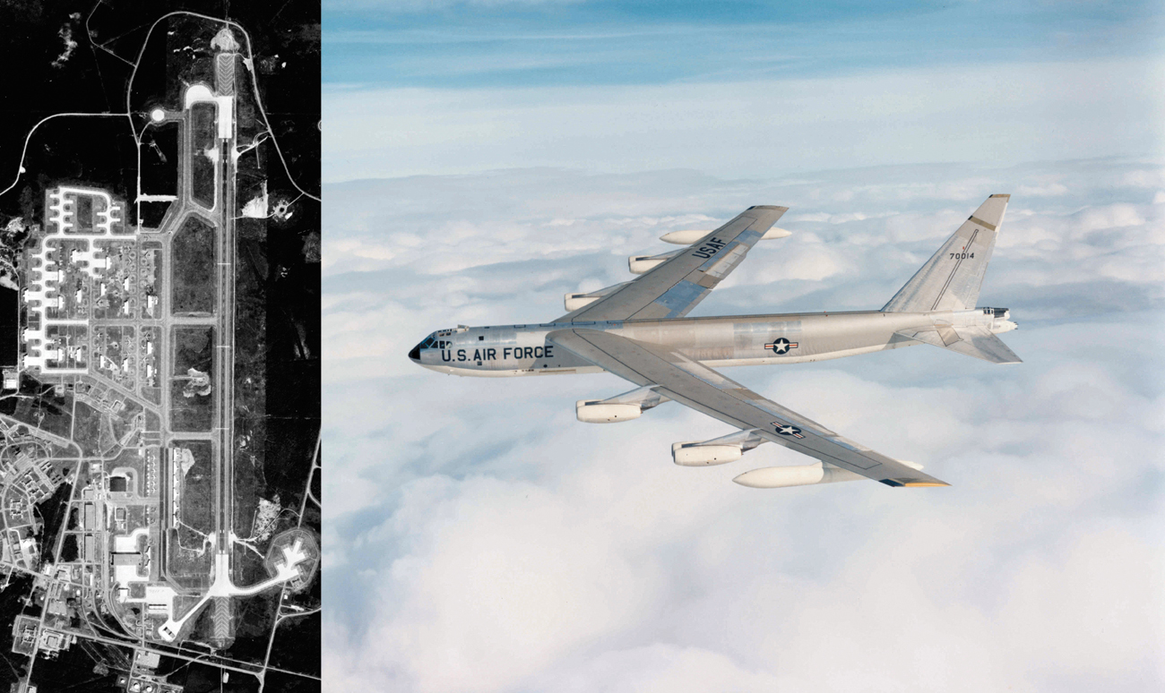 A Block 90 Seattle-built B-52E prepares to link up with a KC-135 B-52 - photo 3