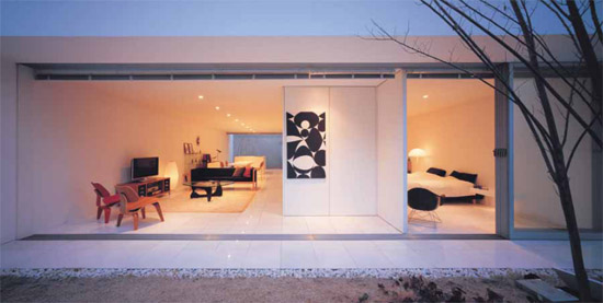 The sliding doors to the living room and bedroom can be opened to the front - photo 2