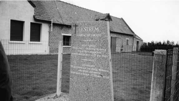 The Creton Farm and memorial which states in both English and French At this - photo 15