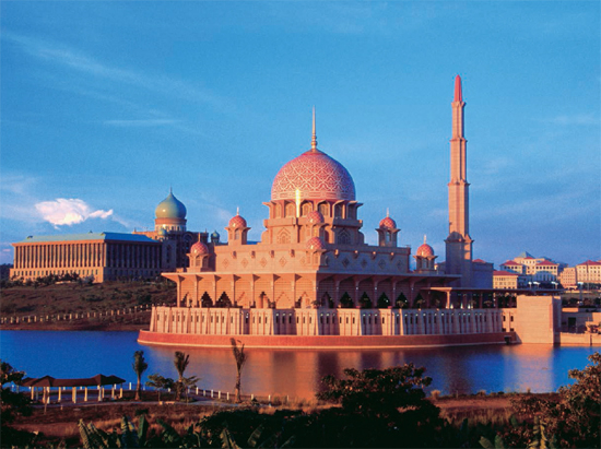 The pink granite Putra Mosque is at the centre of the new administrative - photo 11