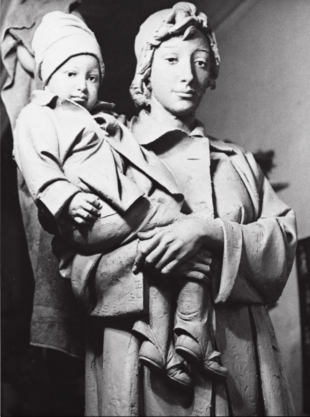 MOTHER AND CHILD Original clay lifesize Photo Kroll - photo 9