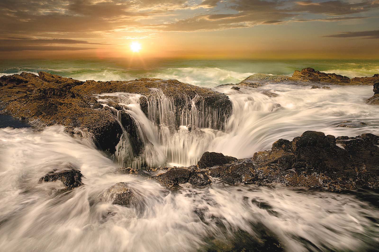 tidal fountain at Cape Perpetua Considering the scenic splendor of the Oregon - photo 10