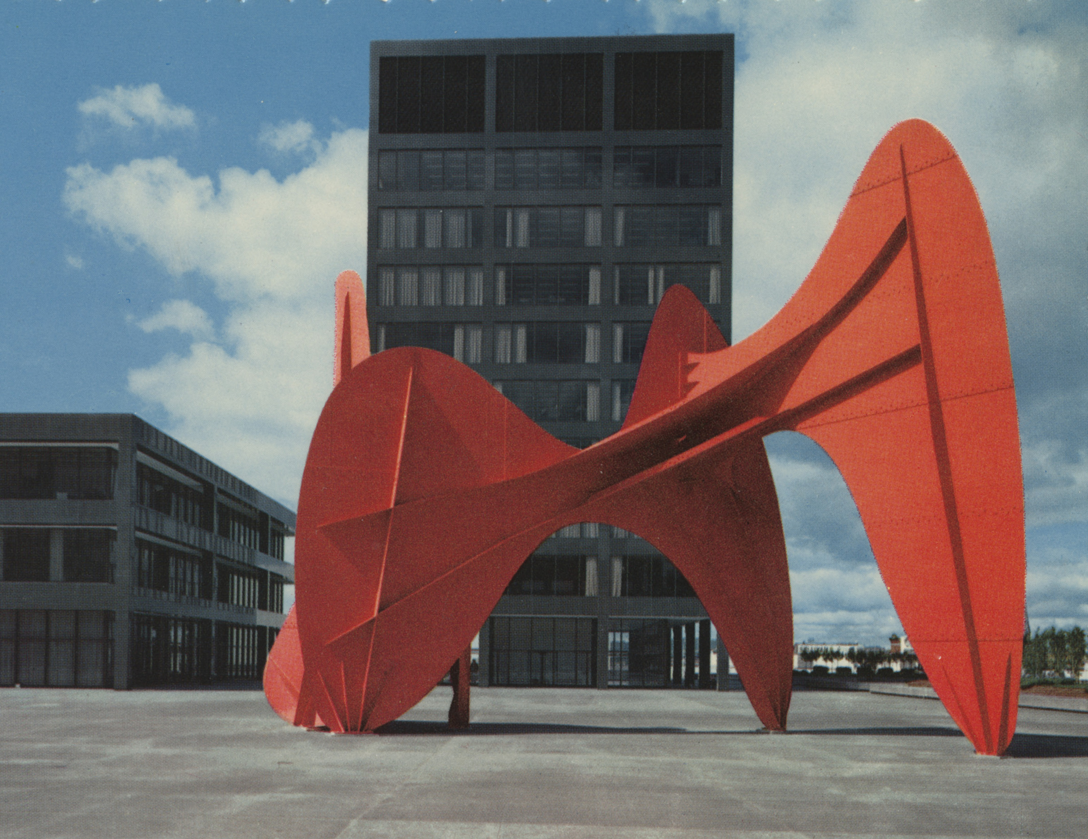 Calder La Grande vitesse 1969 Sheet metal bolts and paint 43 x 55 x 25 - photo 3