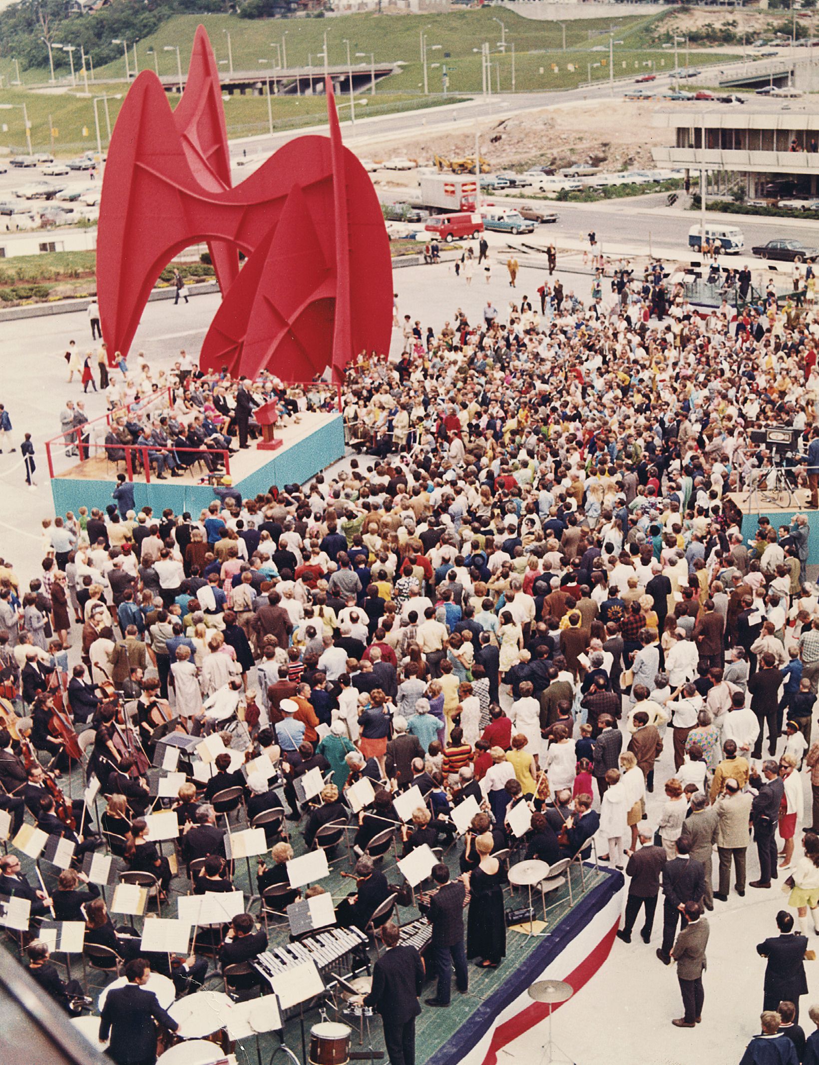 Dedication of La Grande vitesse June 14 1969 Calder had a fine time in - photo 5