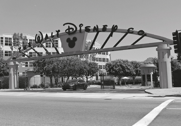 Figure 11 The Alameda Avenue entrance to the Walt Disney Studios in Burbank - photo 2