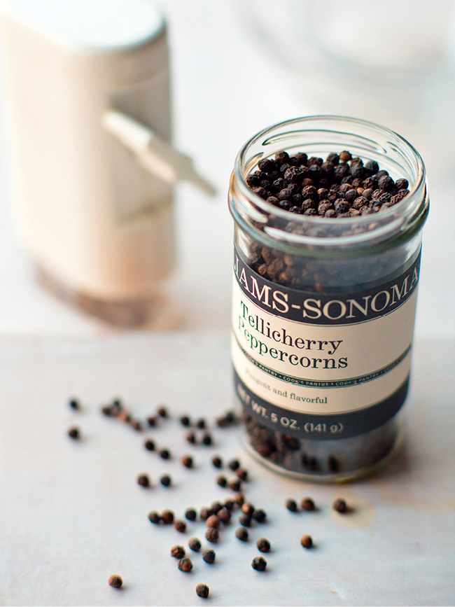 Tellicherry black peppercorns Diamond Crystal kosher salt Fleur de sel - photo 5