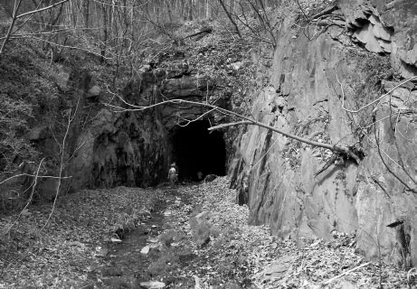 East portal of the Blue Ridge Tunnel No arch was necessary to support the - photo 2