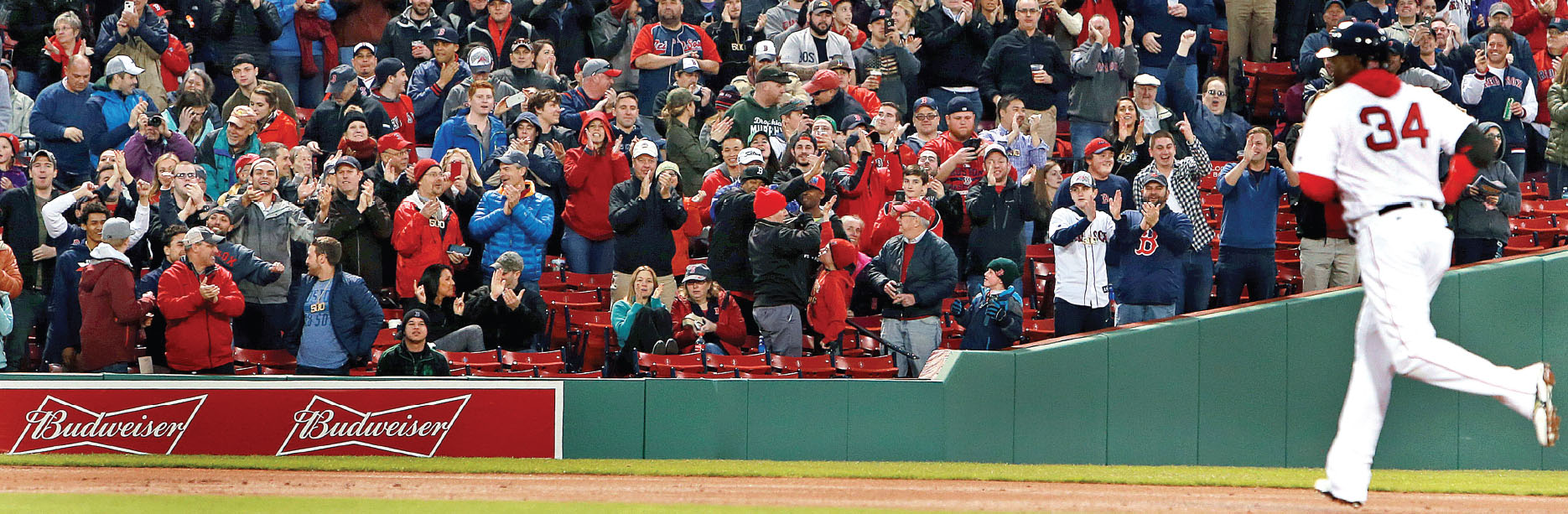 David Ortizs two-run homer on April 12 2016 produces a standing ovation - photo 3