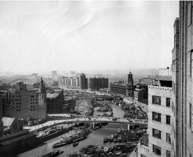 9 View of sampans and barges on Soochow Creek seen from Broadway Mansions - photo 12