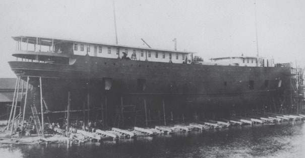 The Eastland at the Jenks shipyard Launch of a Great Lakes steamship - photo 9