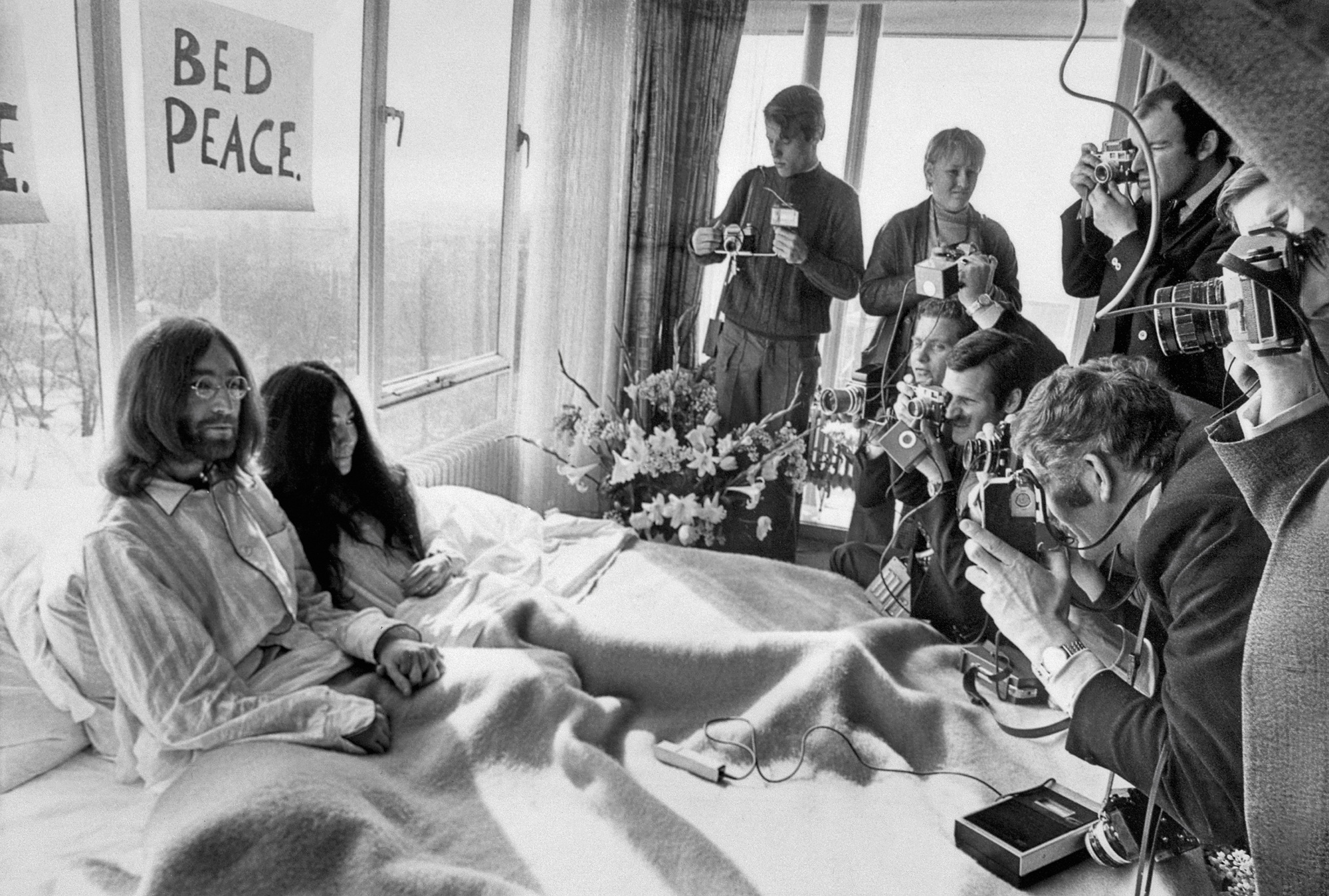 Bed-In for Peace 1969 John Lennon and Yoko Ono receiving journalists in their - photo 6