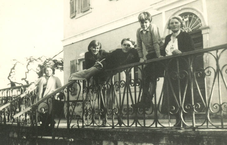 The Durrell family on the steps of the second villa they inhabited the - photo 5