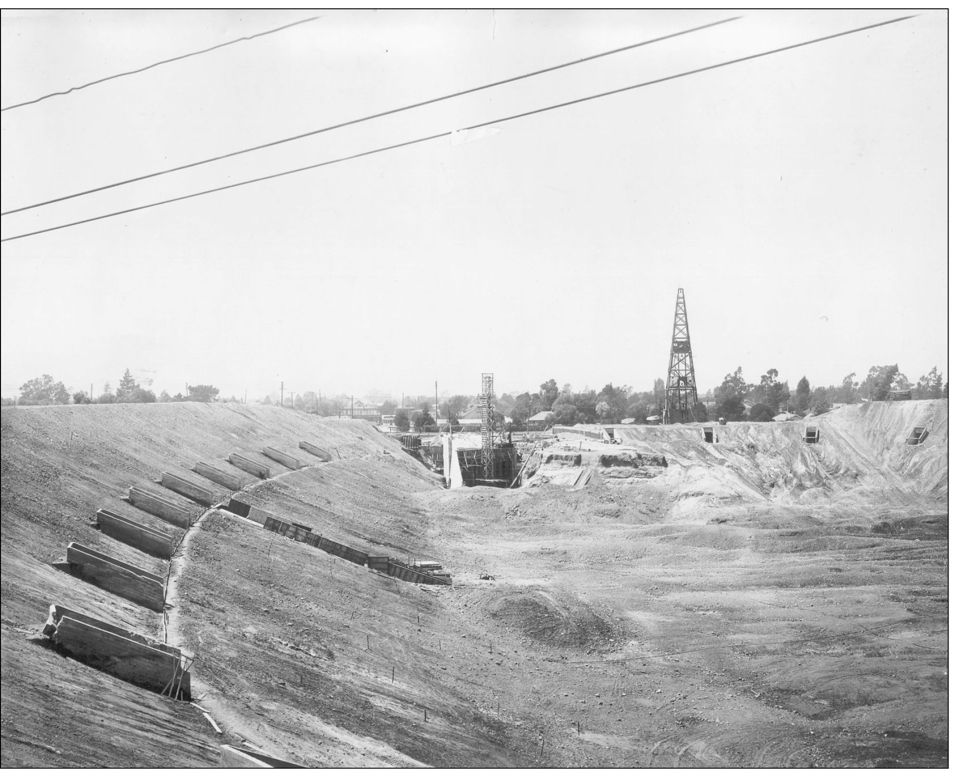 DECEMBER 1921 LOOKING TOWARD TUNNEL LOOKING TOWARD THE NORTH SIDE - photo 7