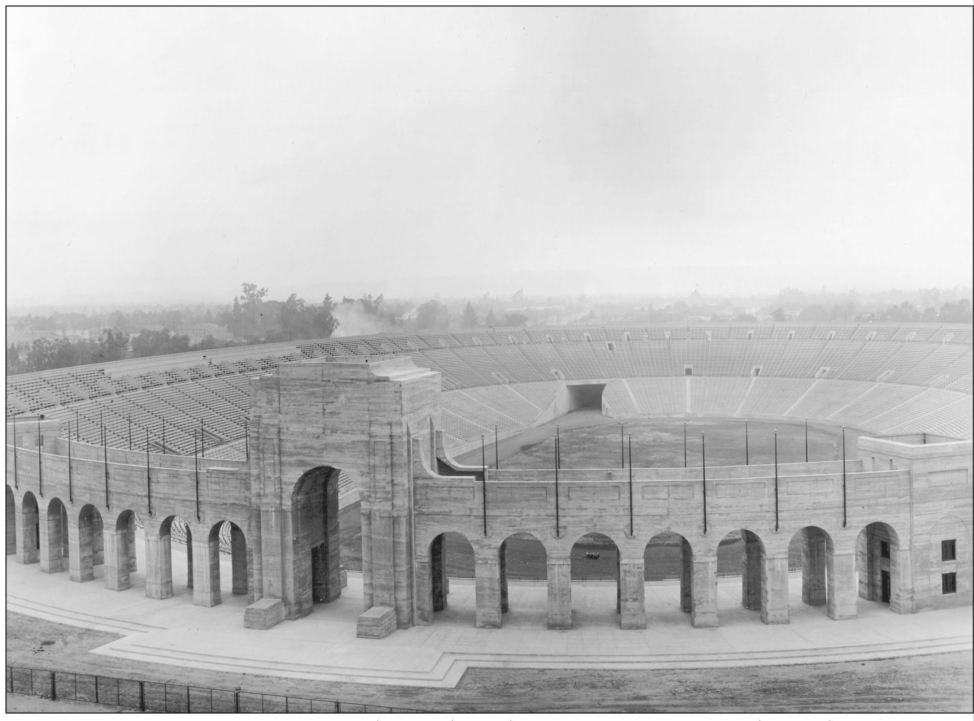 OUTSIDE LOOKING IN 1923 Architect John Parkinsons masterpiece is complete - photo 12