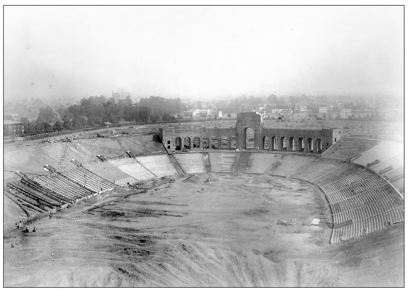 COLISEUM CONSTRUCTION 1922 The south right stands are almost completed - photo 15