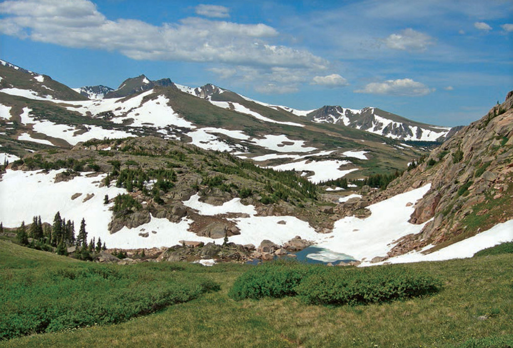 The trail across Mummy Pass opens up to soaring views of not-so-distant peaks - photo 2