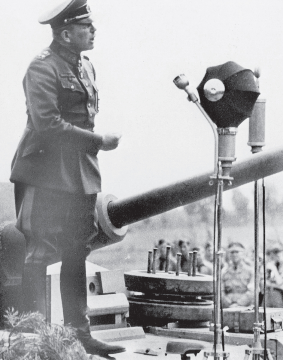 Generaloberst Heinz Guderian Generalinspekteur der Panzertruppen making a - photo 3