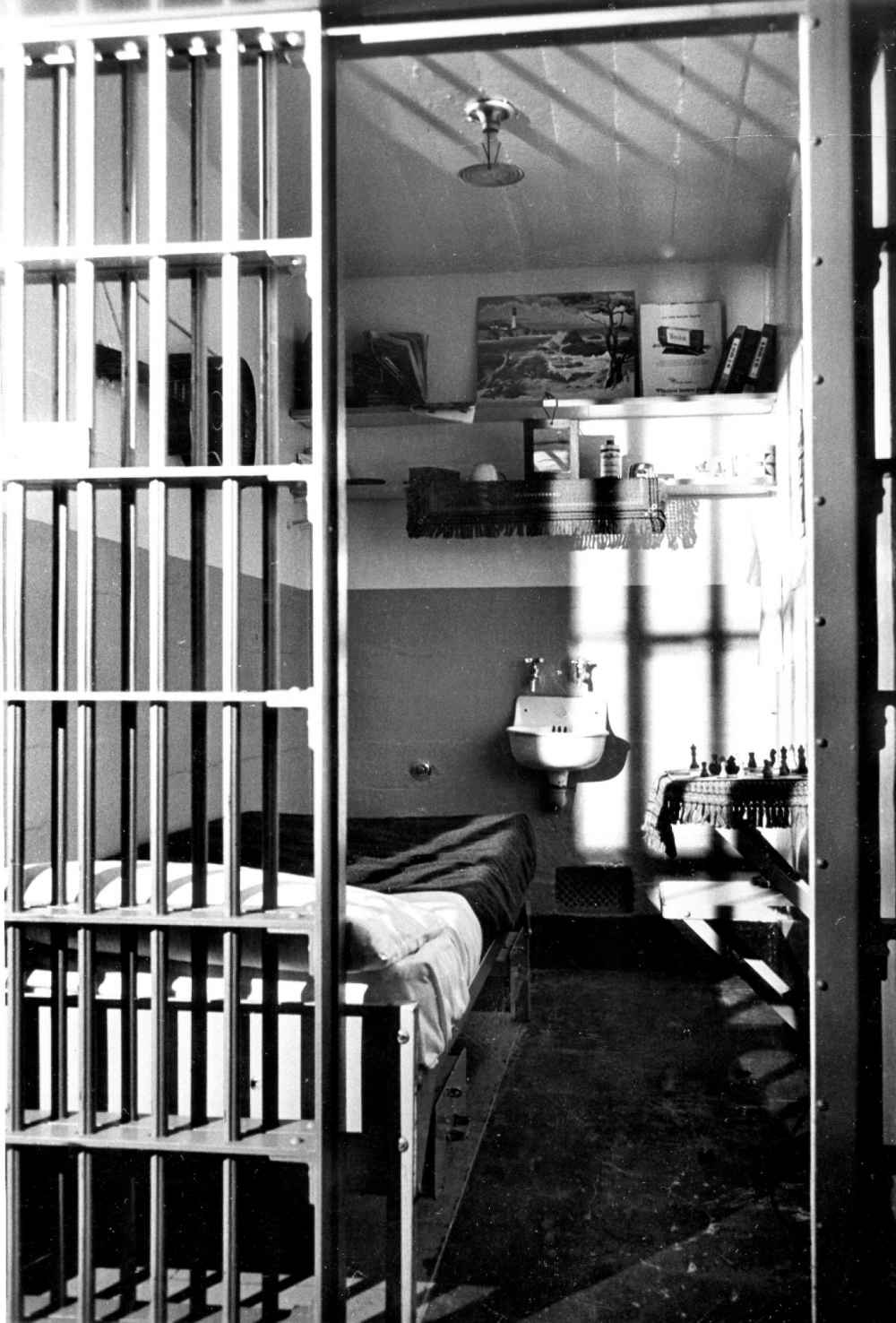 Alcatraz Cell dressed up for show Cells were only 5 x 9 Life is a contest - photo 5