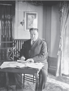 The secretary of war William Howard Taft President Roosevelt wrote Taft I - photo 4