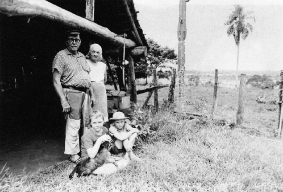 Heinrich and Martha Schtte with their grandchildren Nueva Germania 1991 His - photo 20