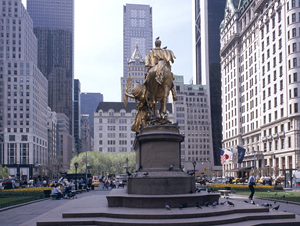 Fifth Avenue Rockefeller Center An urban wonder in the citys center with - photo 8